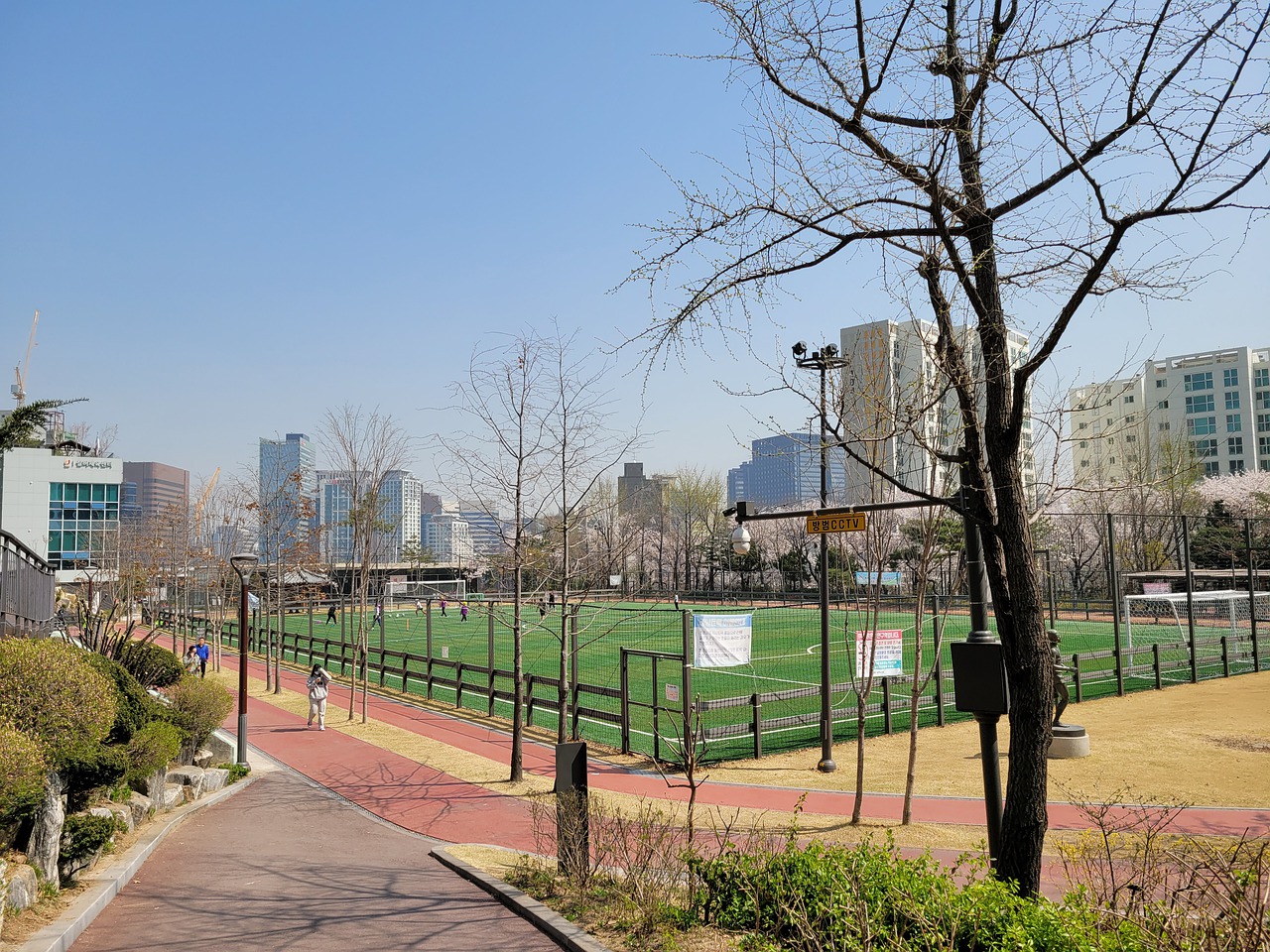 他更在乎的 他更在乎的